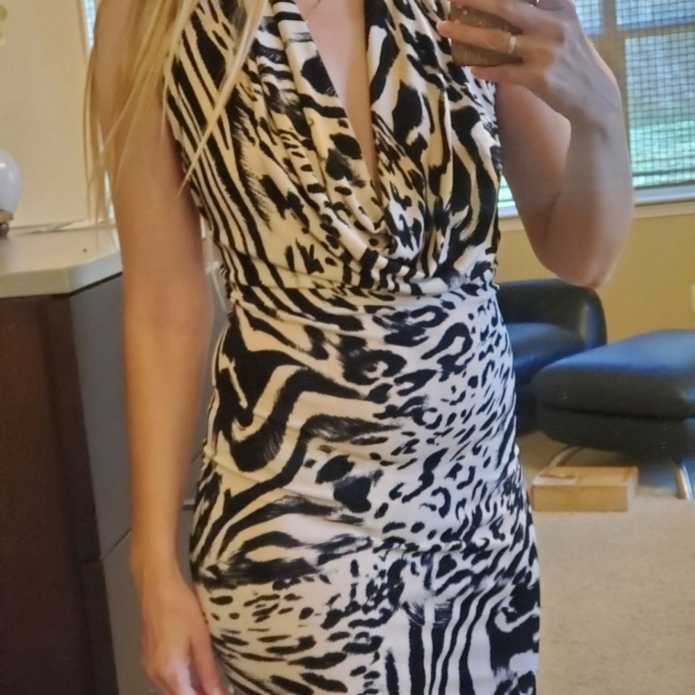 NWT Bebe dress animal print cowel neck open back size M - Picture 7 of 8